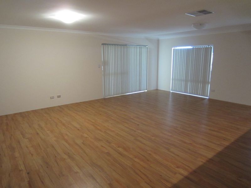 25 Waterview Way, Singleton WA 6175