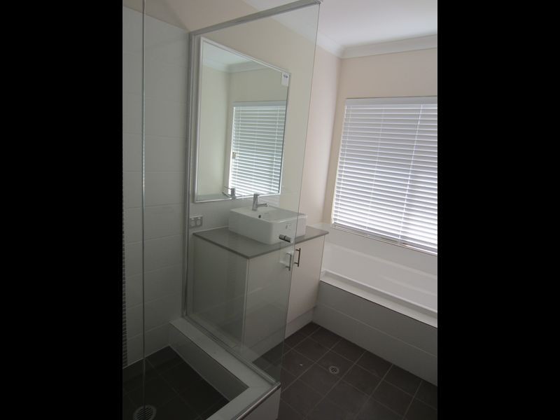 25 Waterview Way, Singleton WA 6175