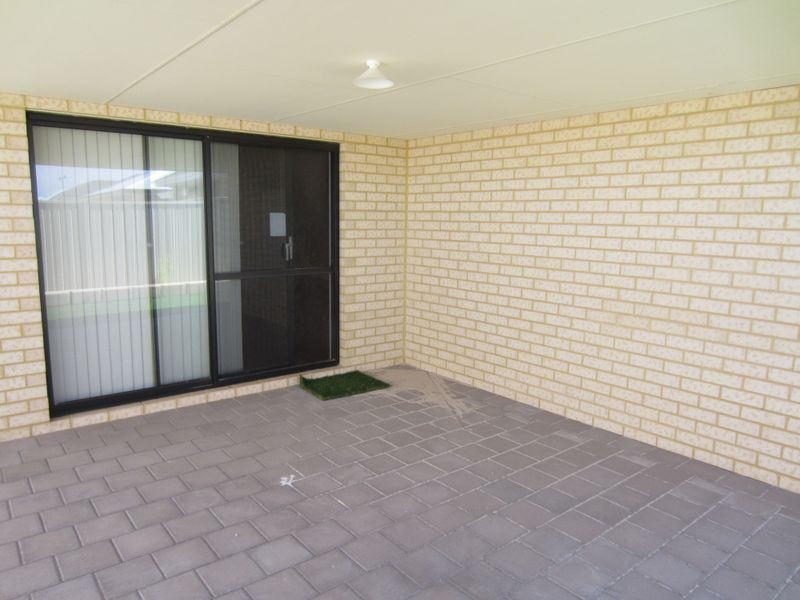 25 Waterview Way, Singleton WA 6175