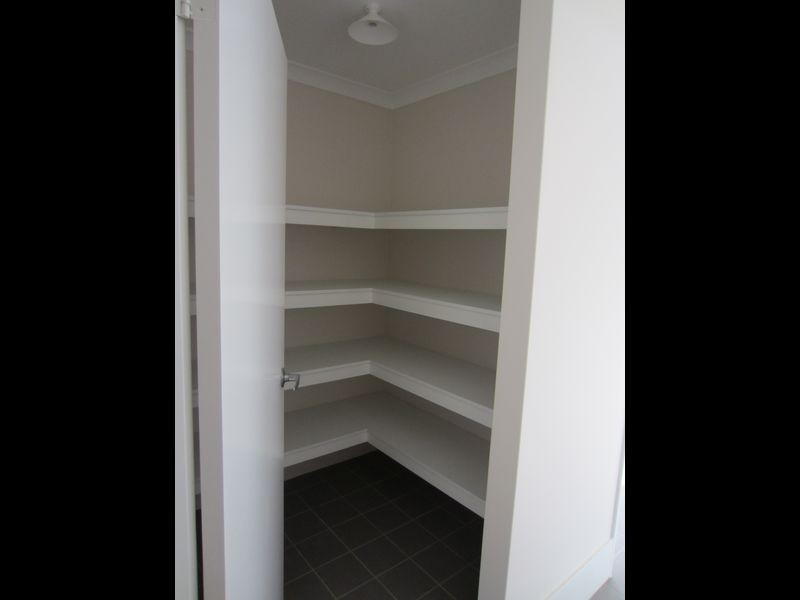 25 Waterview Way, Singleton WA 6175