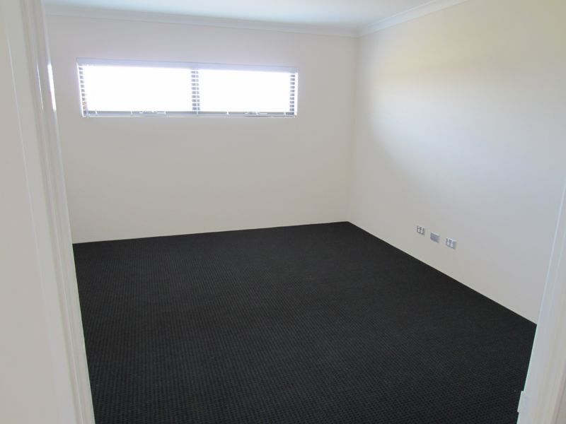 25 Waterview Way, Singleton WA 6175