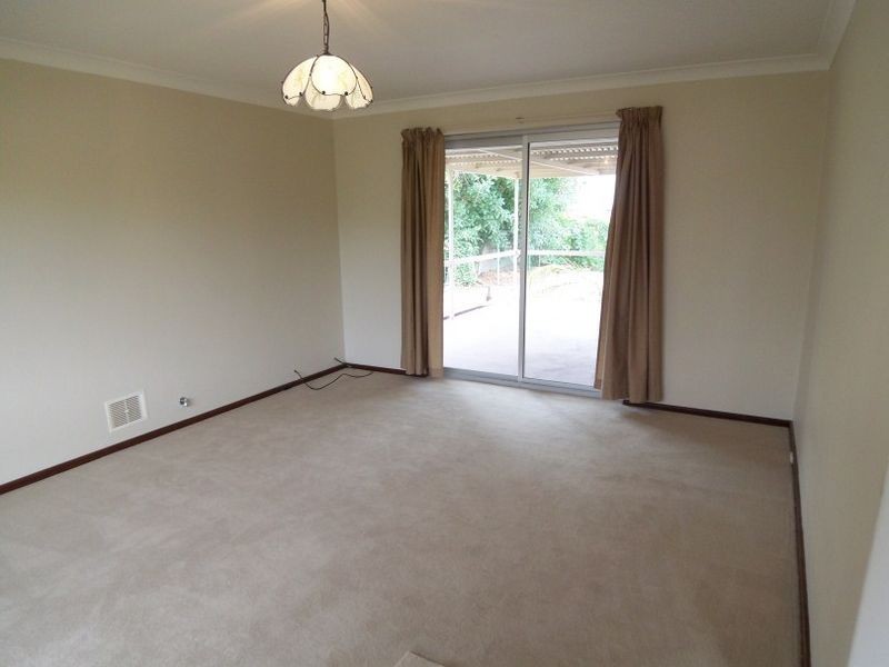 2 Luckhurst Drive, Mandurah WA 6210