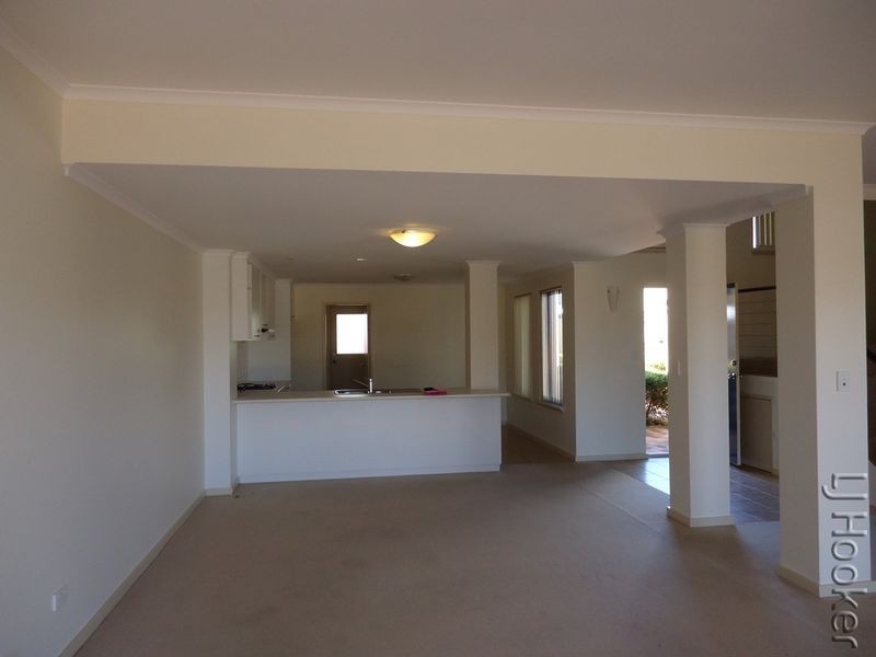 30/3 Piccolo Place, Halls Head WA 6210