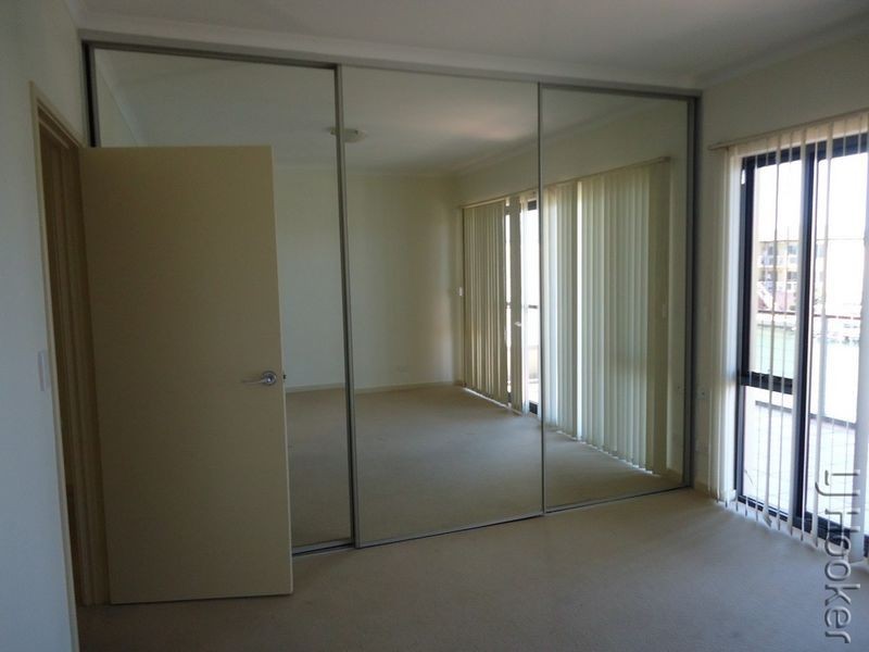 30/3 Piccolo Place, Halls Head WA 6210