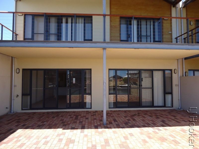 30/3 Piccolo Place, Halls Head WA 6210