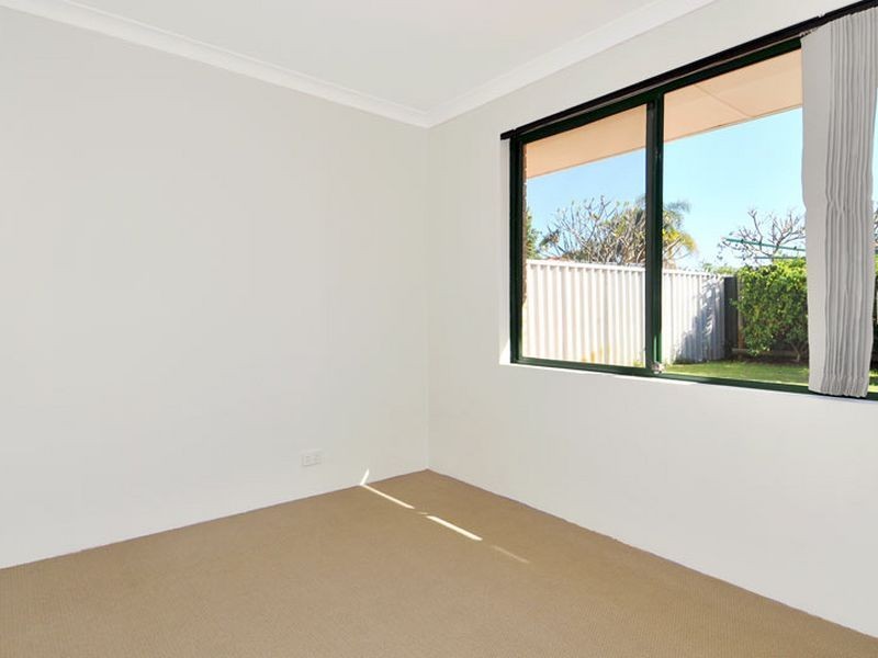 8 Oakover Turn, Greenfields WA 6210