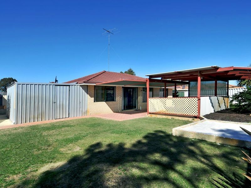 8 Oakover Turn, Greenfields WA 6210