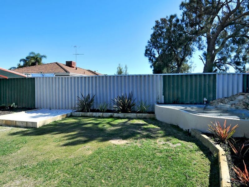8 Oakover Turn, Greenfields WA 6210