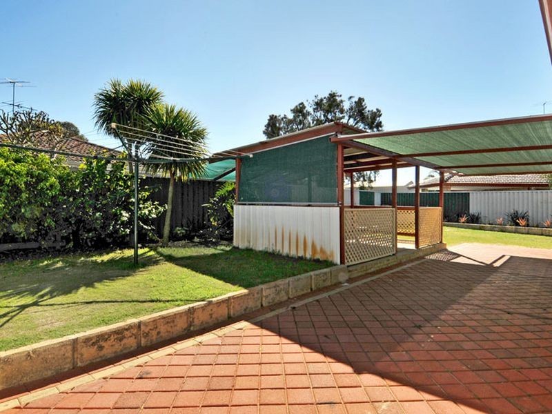 8 Oakover Turn, Greenfields WA 6210