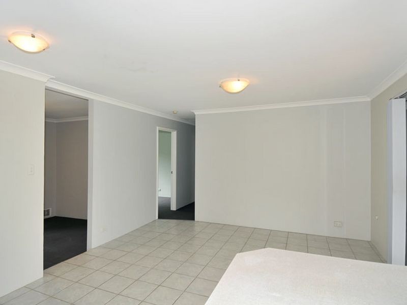 13 Revesby Place, Coodanup WA 6210