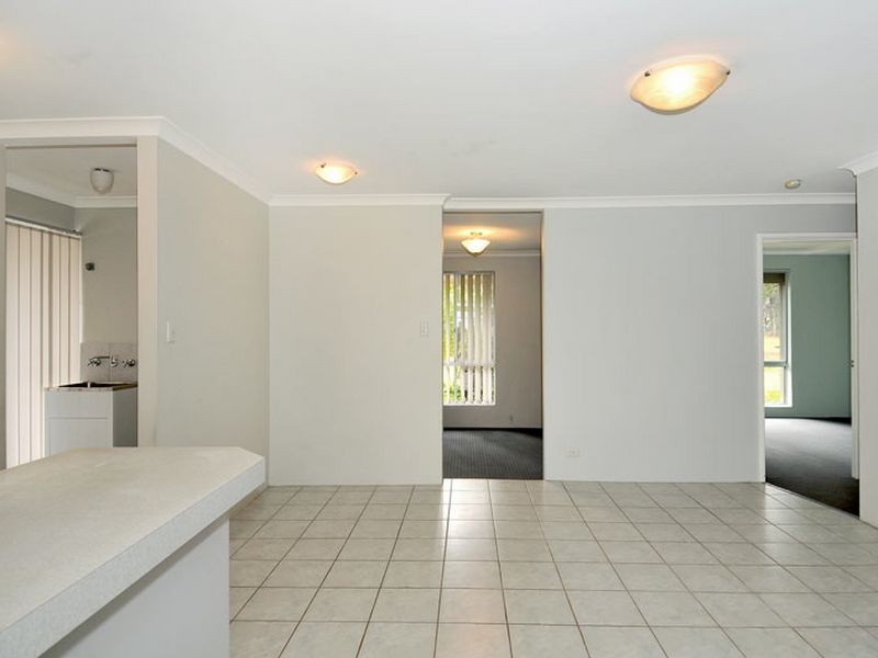 13 Revesby Place, Coodanup WA 6210