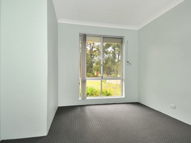 13 Revesby Place, Coodanup WA 6210