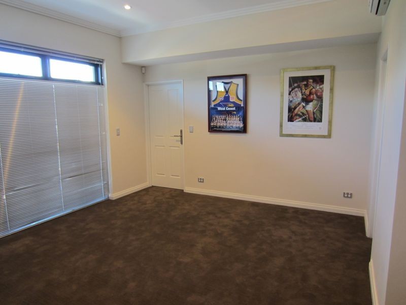 1a 23 Galileo Loop, Mandurah WA 6210