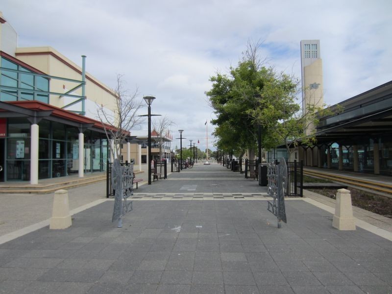 1a 23 Galileo Loop, Mandurah WA 6210