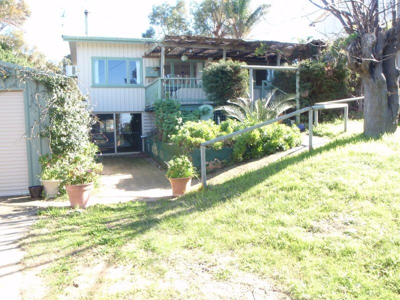 4 Haze Road, Falcon WA 6210