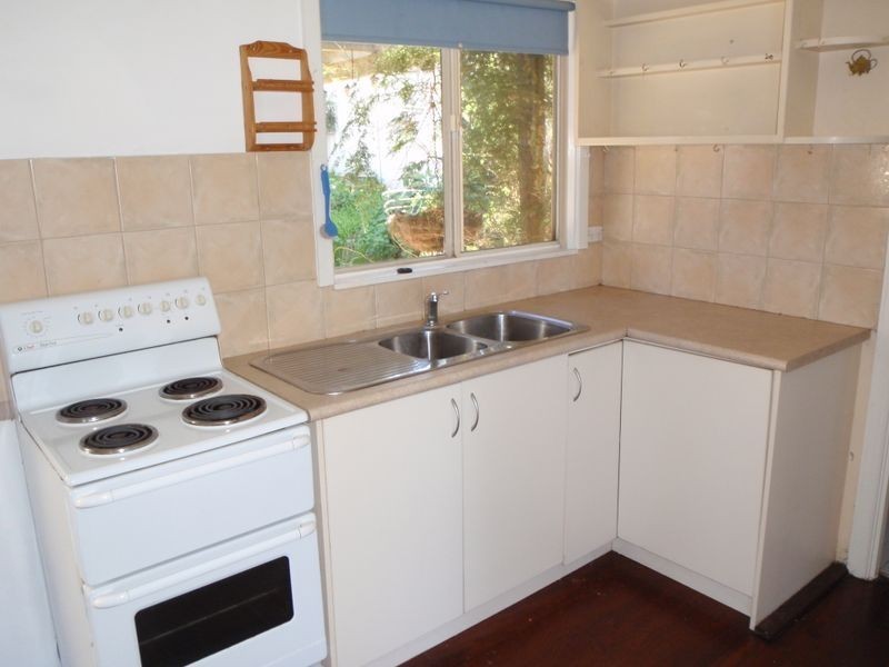 4 Haze Road, Falcon WA 6210