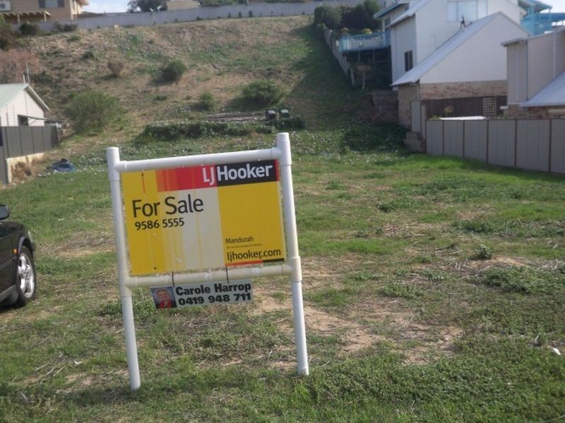 62 Janis Street, Halls Head WA 6210