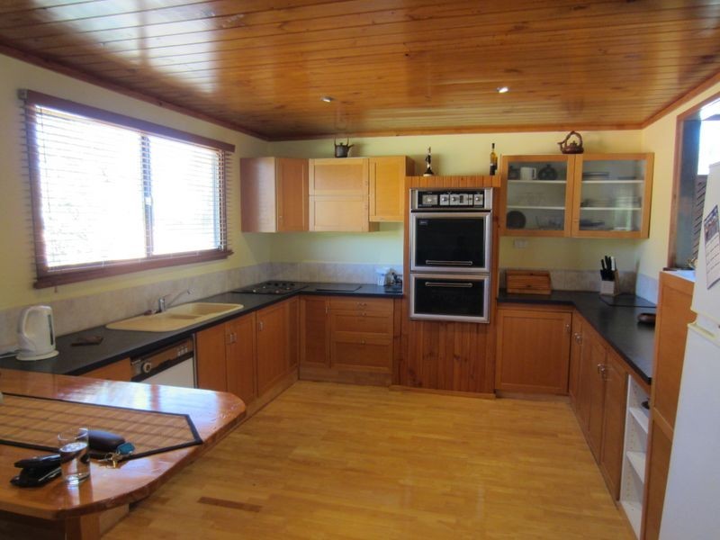 33 Clytie Road, Silver Sands WA 6210
