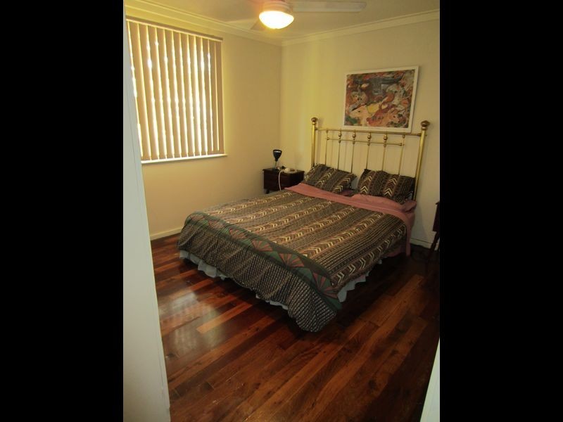 33 Clytie Road, Silver Sands WA 6210