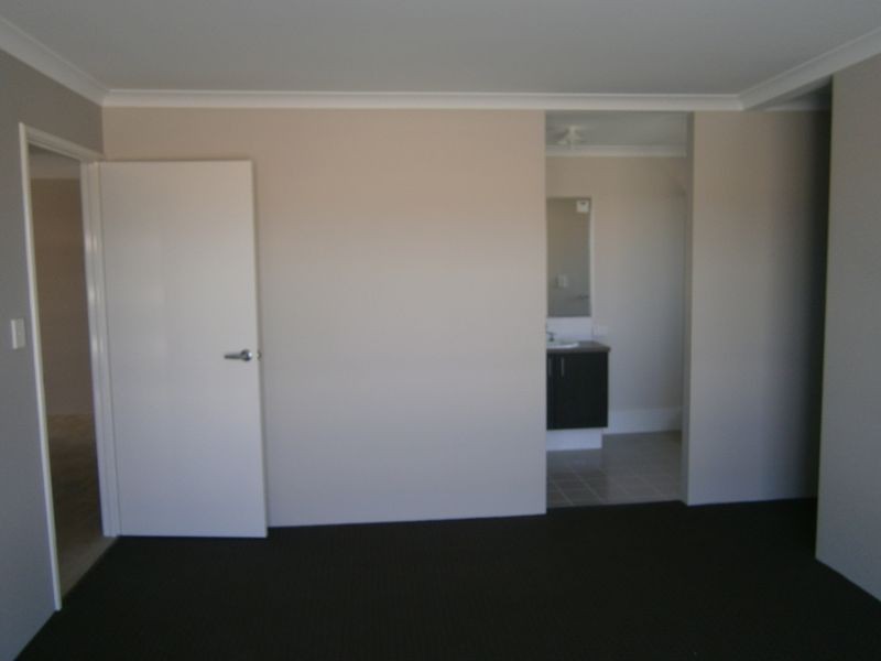 186 Yindana Blvd, Lakelands WA 6180