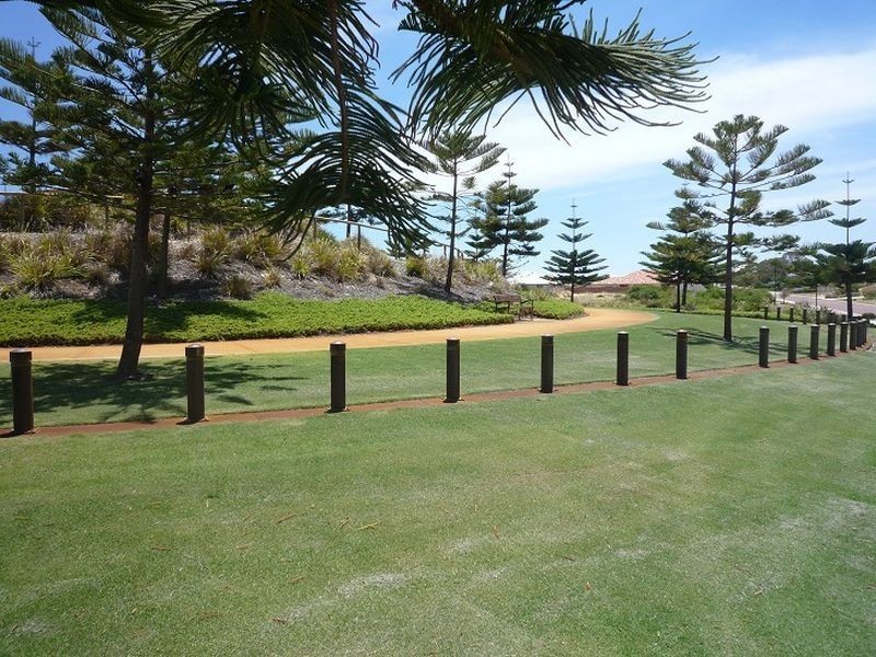 34 Buckingham Drive, Wannanup WA 6210