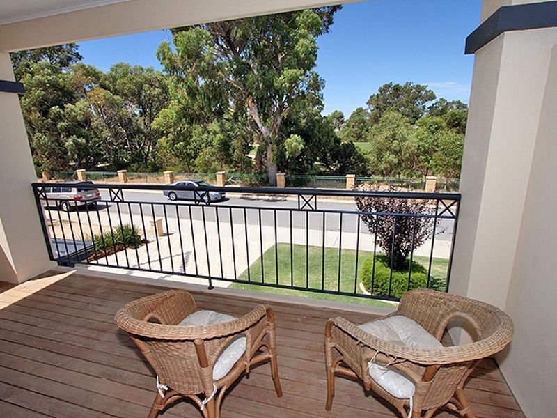 63 Bellavista Parade, Meadow Springs WA 6210