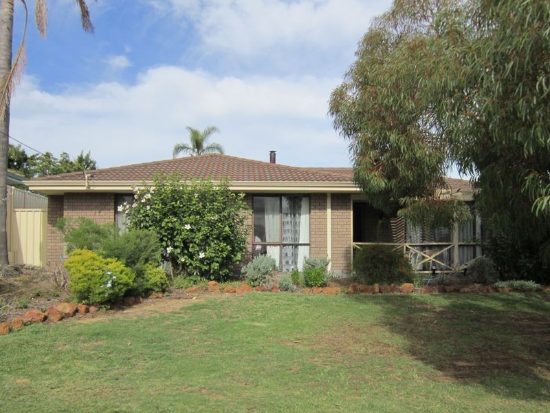 16 Fletcher Way, Mandurah WA 6210