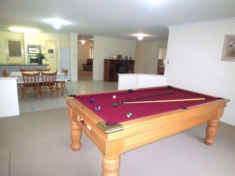 209 Oakmont Avenue, Meadow Springs WA 6210