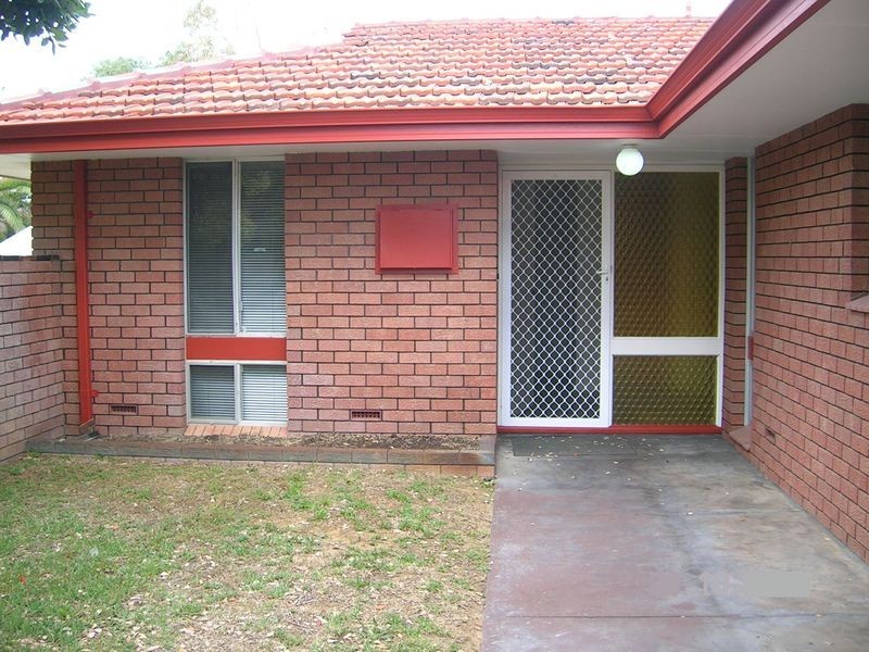 6 Sievewright Street, Silver Sands WA 6210