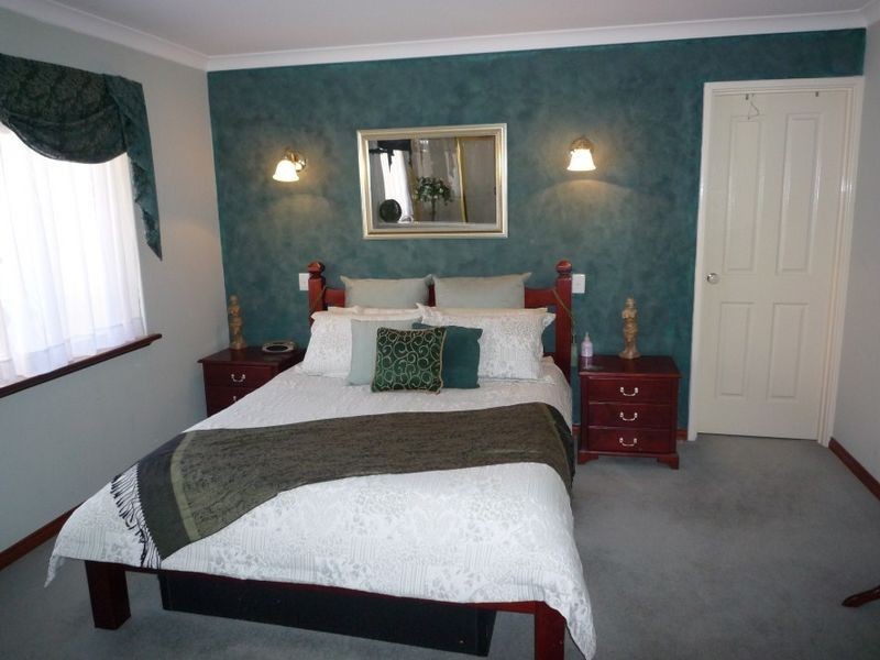 10 Boileau Place, San Remo WA 6210