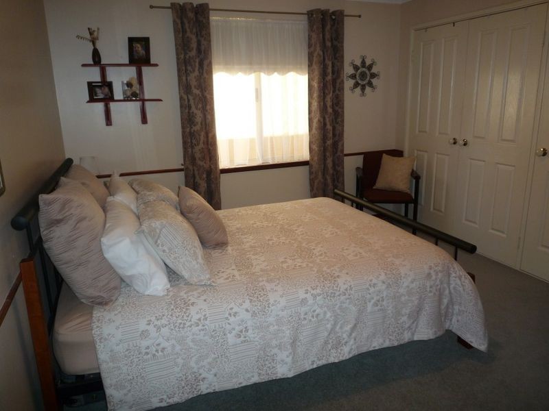 10 Boileau Place, San Remo WA 6210