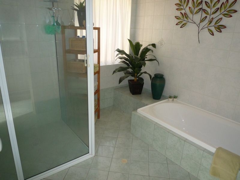 10 Boileau Place, San Remo WA 6210