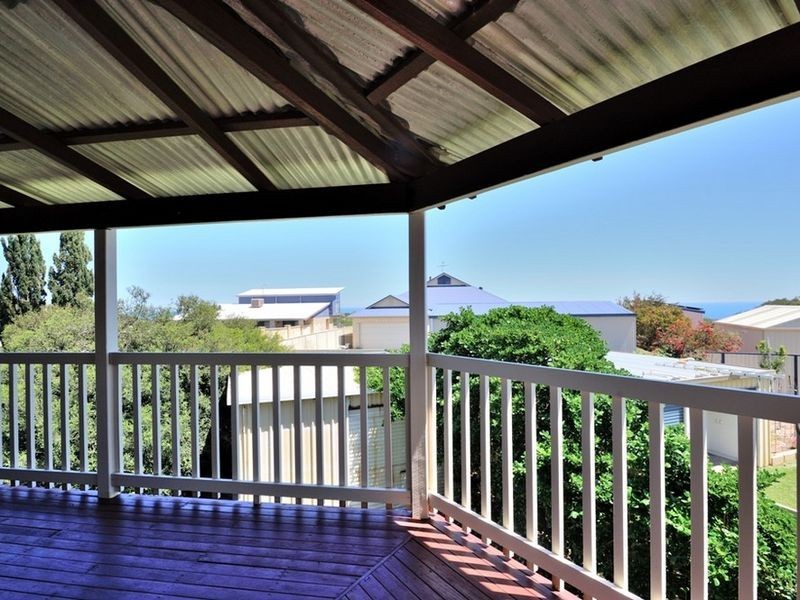 8B Edwards Street, Dawesville WA 6211