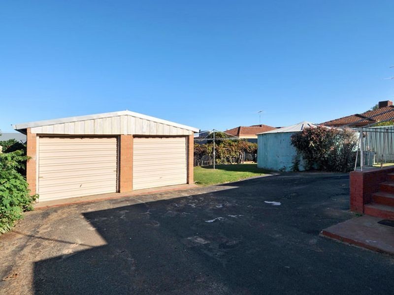 51 Davey Street, Mandurah WA 6210