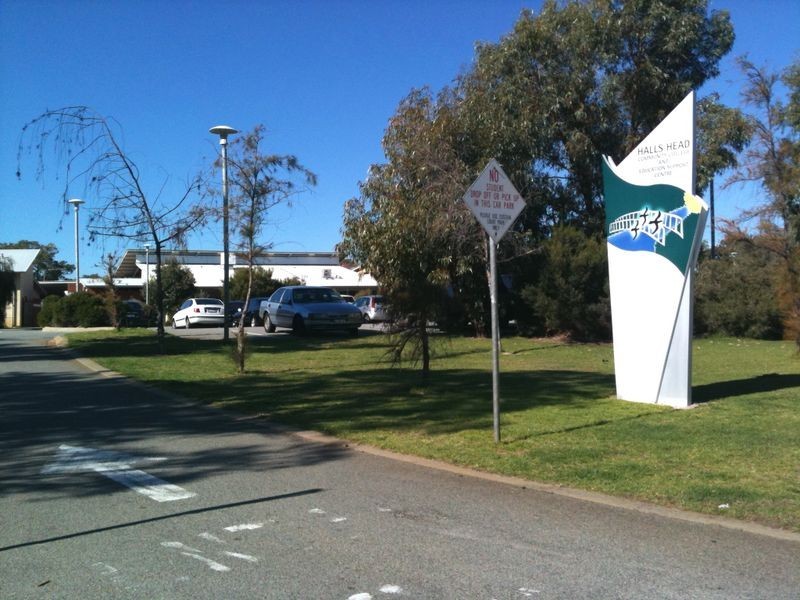 6 Castilloa Court, Halls Head WA 6210