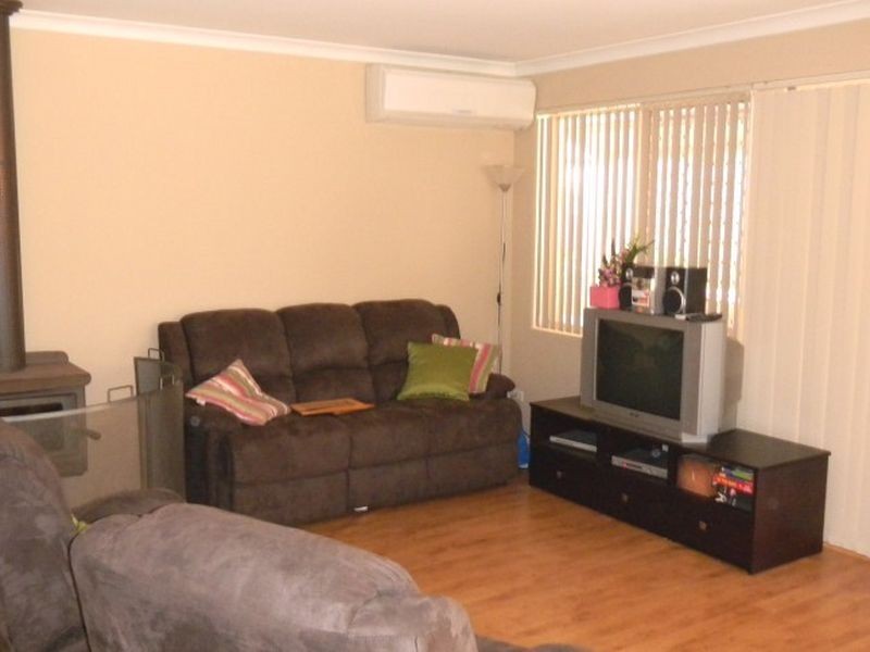 1 Kedron Place, Greenfields WA 6210