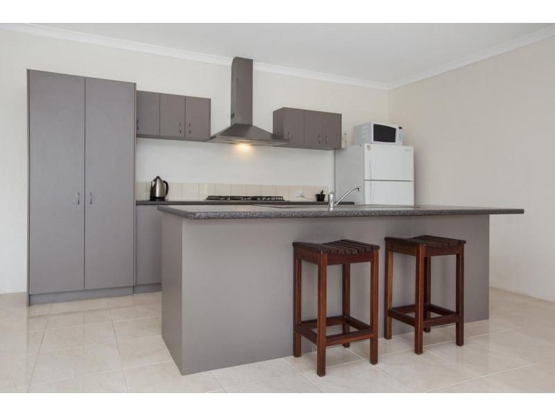 4 Formby Road, Meadow Springs WA 6210