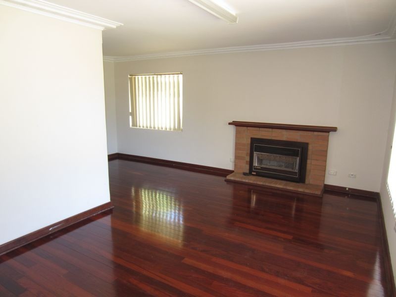 20 Goomarl Street, Dudley Park WA 6210