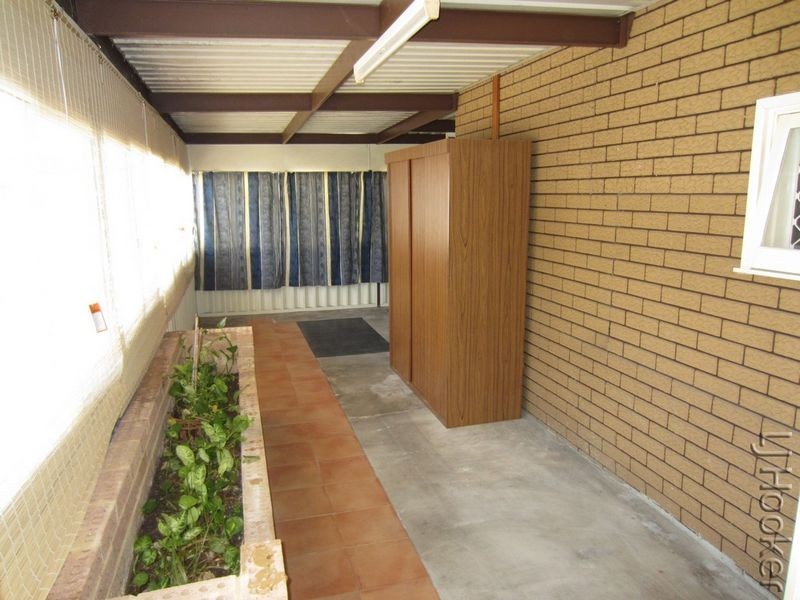 26 Goomarl Street, Dudley Park WA 6210