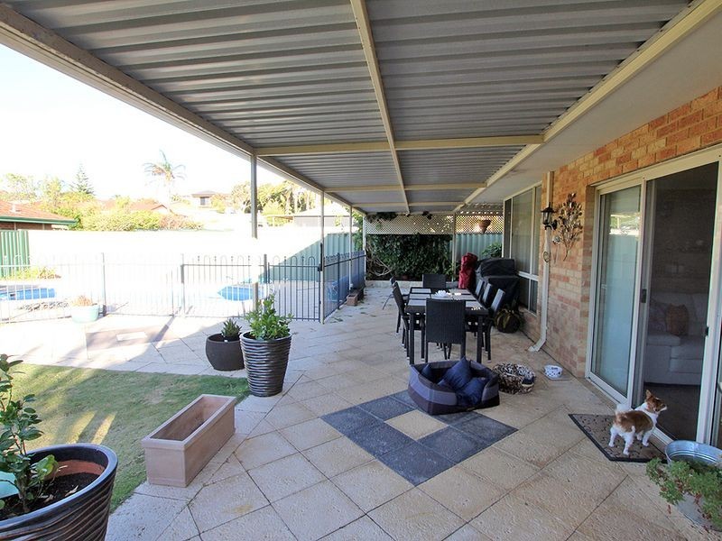 18 Darter Place, Halls Head WA 6210