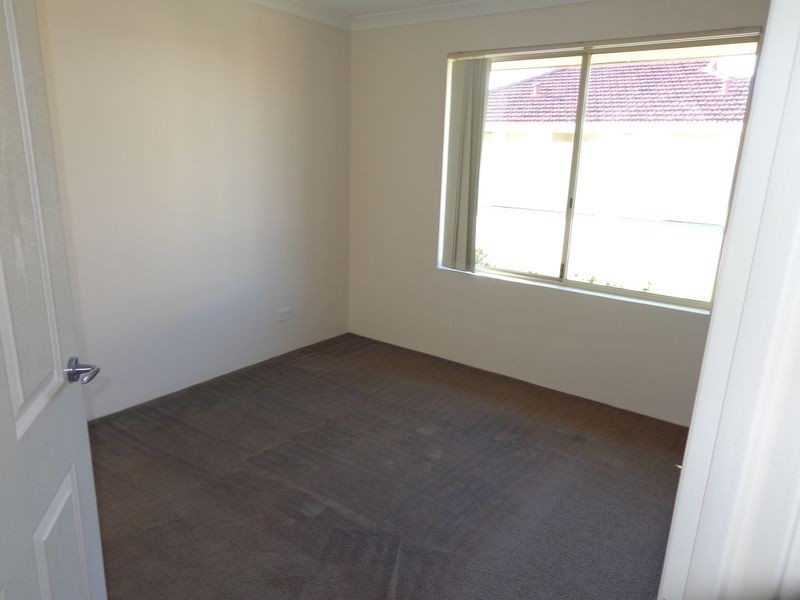 5 Golden Grove, Coodanup WA 6210