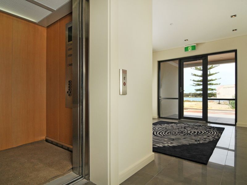 2 24 Vivaldi Drive, Mandurah WA 6210