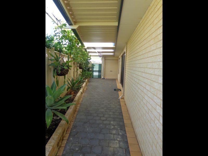 36 Ravendale Drive, Dudley Park WA 6210