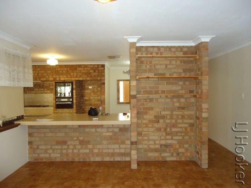 13 Pepperwood Rise, Halls Head WA 6210