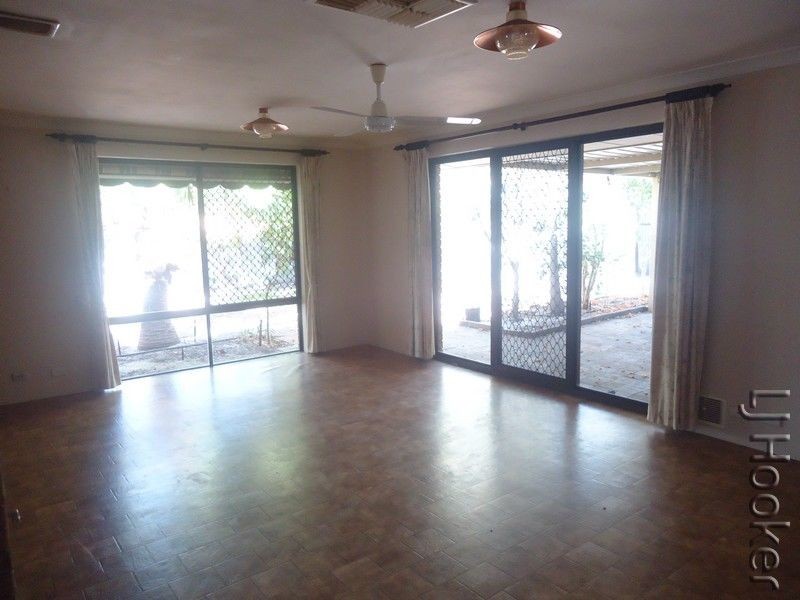 13 Pepperwood Rise, Halls Head WA 6210