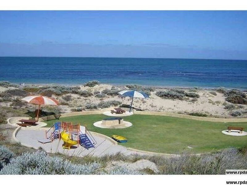 11 Salmon Gums Lane, Dawesville WA 6211