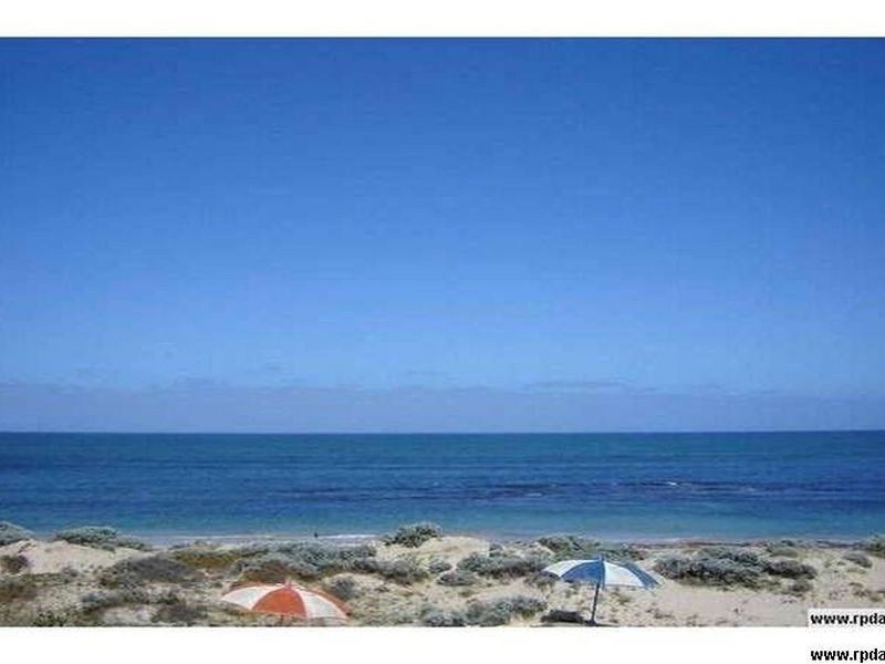 11 Salmon Gums Lane, Dawesville WA 6211