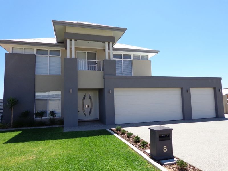 8 Carissa Turn, Halls Head WA 6210