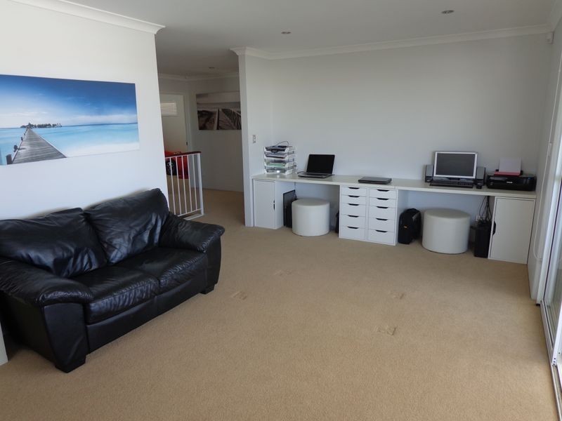 8 Carissa Turn, Halls Head WA 6210