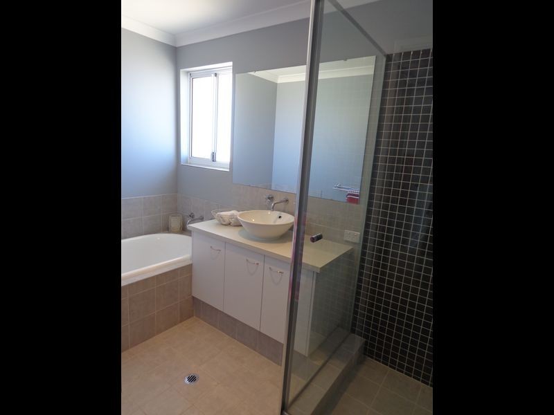 8 Carissa Turn, Halls Head WA 6210